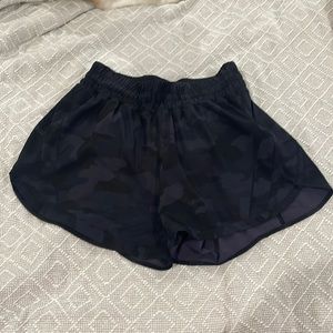 Lululemon Track That Mid-Rise Lined Short 5"